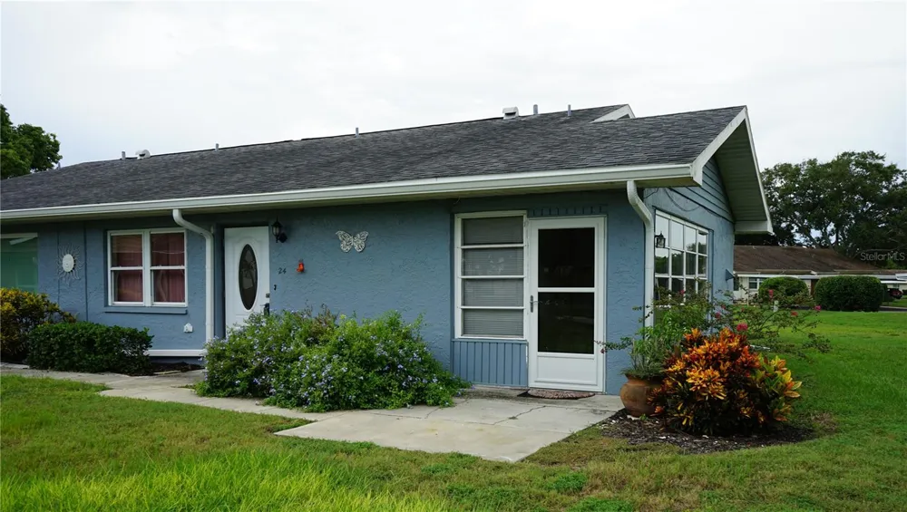 1904 CANTERBURY LANE #24 Sun City Center, FL 33573