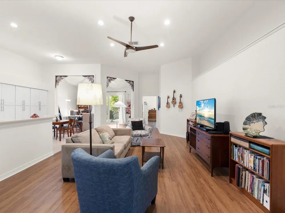 1101 HALEY LANE Dunedin, FL 34698