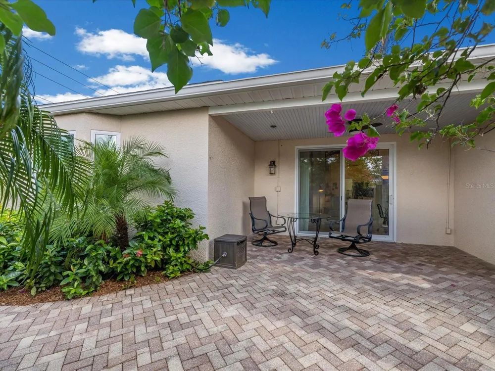 1101 HALEY LANE Dunedin, FL 34698