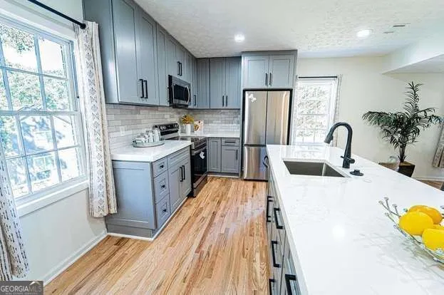 5205 CORINTH CIR SW Lilburn, GA 30047