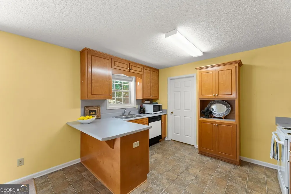3027 Dawsonville HWY Gainesville, GA 30506