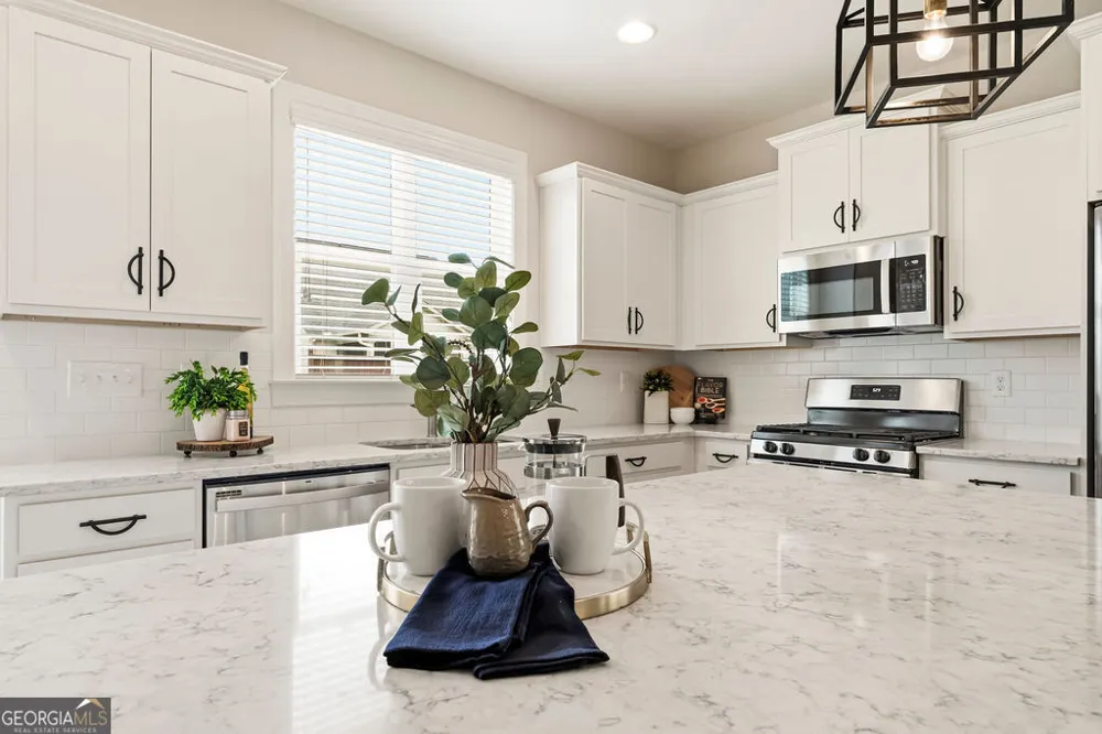 167 Mountain BLVD Jasper, GA 30143
