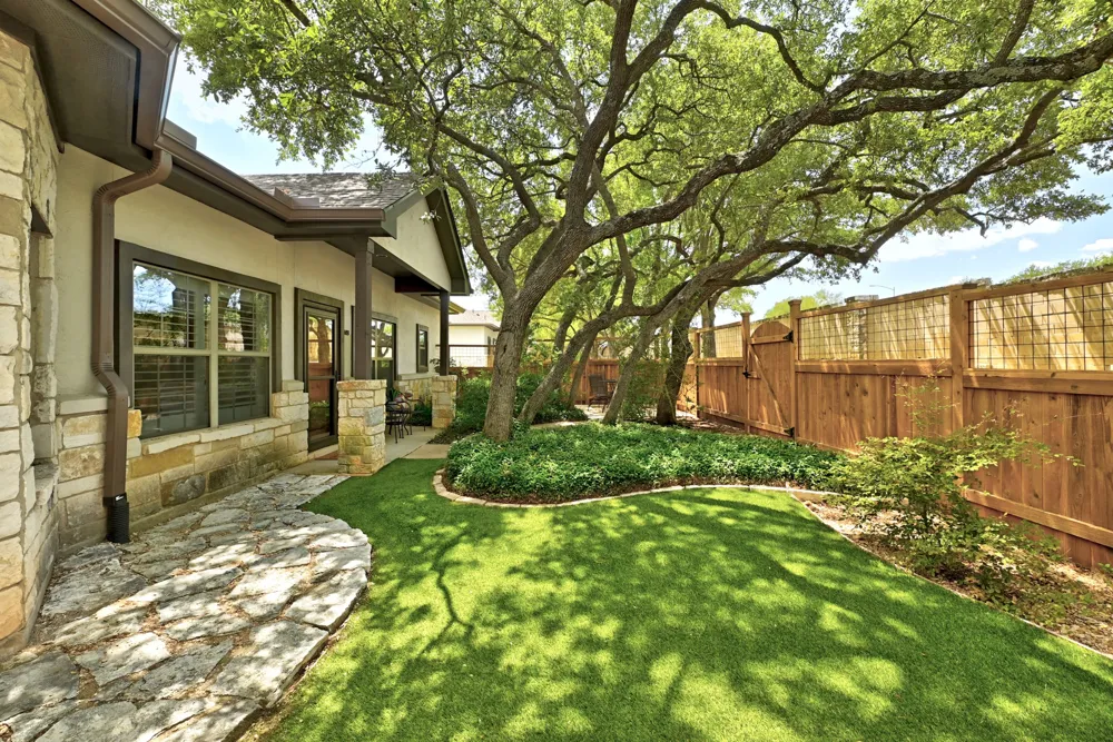 8701 Escarpment Boulevard #103 Austin, TX 78749