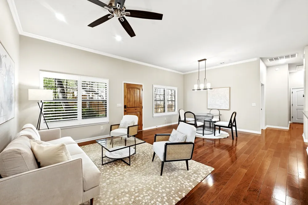 8701 Escarpment Boulevard #103 Austin, TX 78749