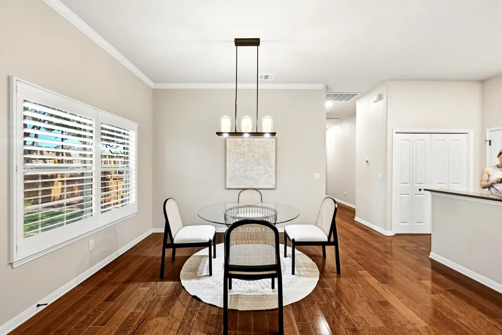 8701 Escarpment Boulevard #103 Austin, TX 78749