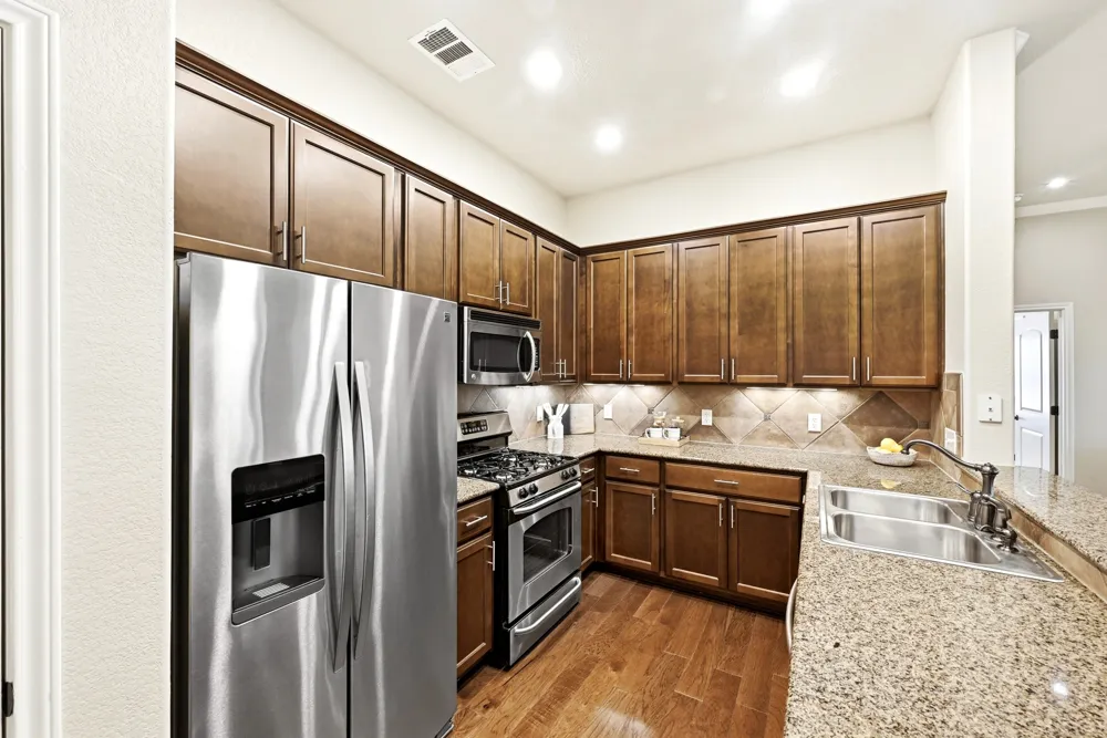 8701 Escarpment Boulevard #103 Austin, TX 78749