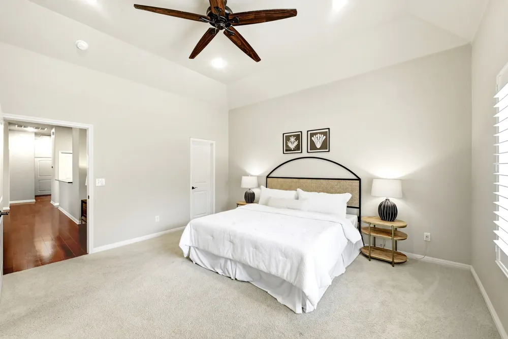 8701 Escarpment Boulevard #103 Austin, TX 78749
