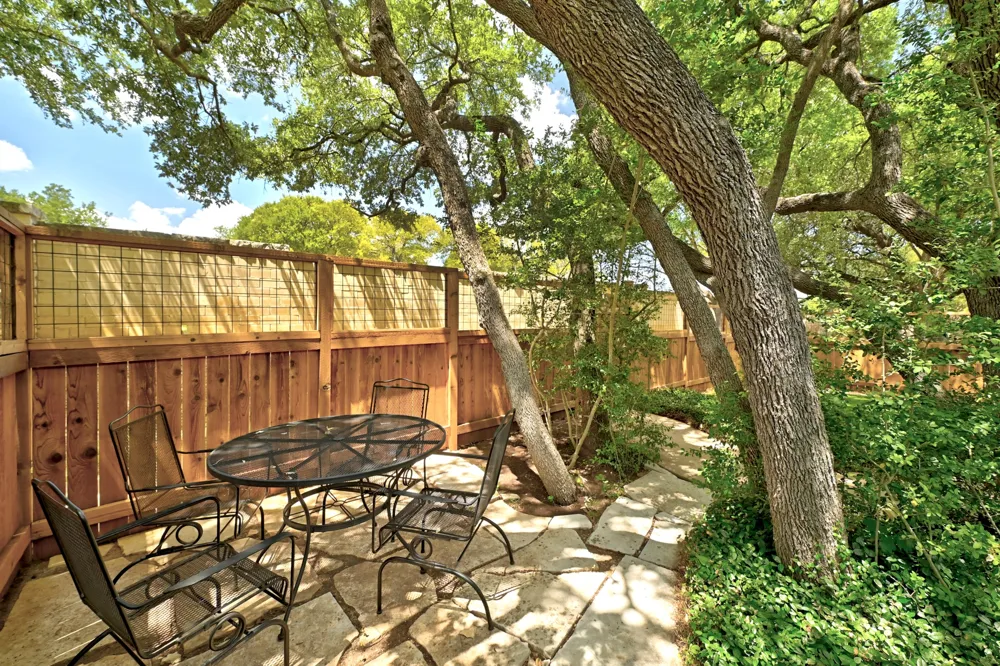 8701 Escarpment Boulevard #103 Austin, TX 78749