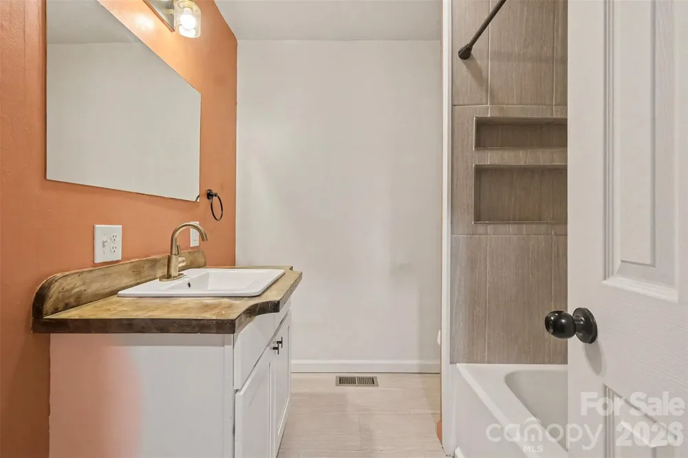501 Hunter Street York, SC 29745