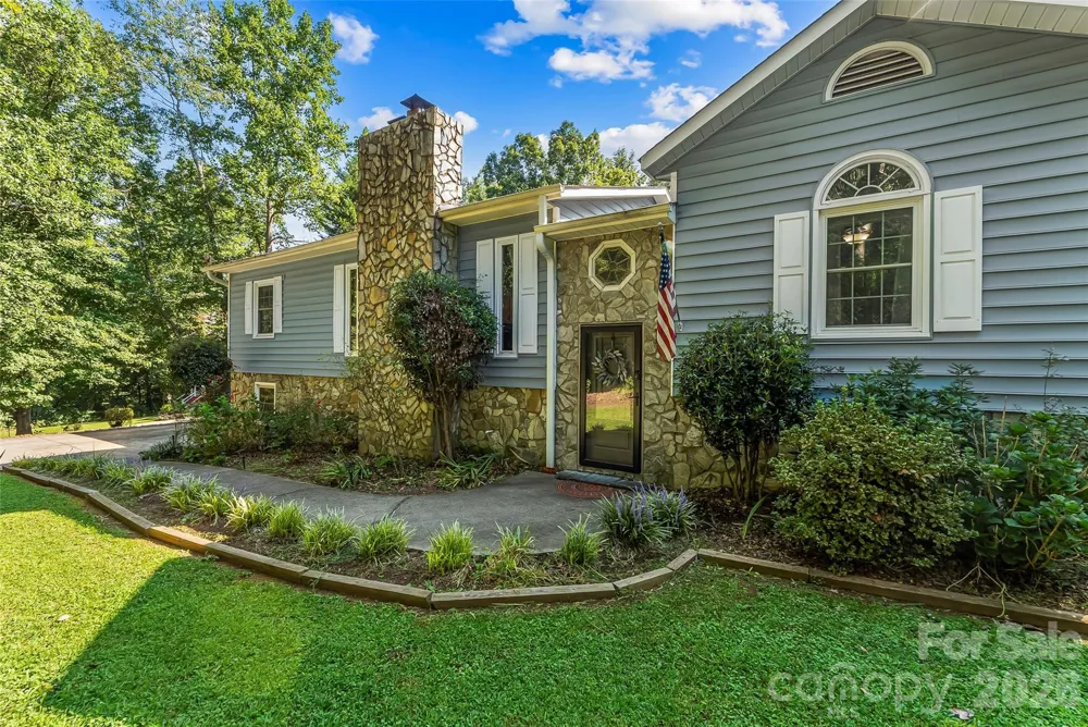 5468 Valley Run Street Hickory, NC 28601