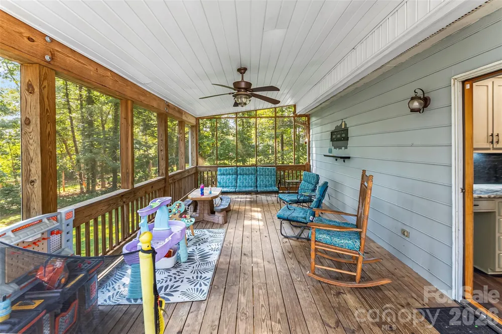 5468 Valley Run Street Hickory, NC 28601