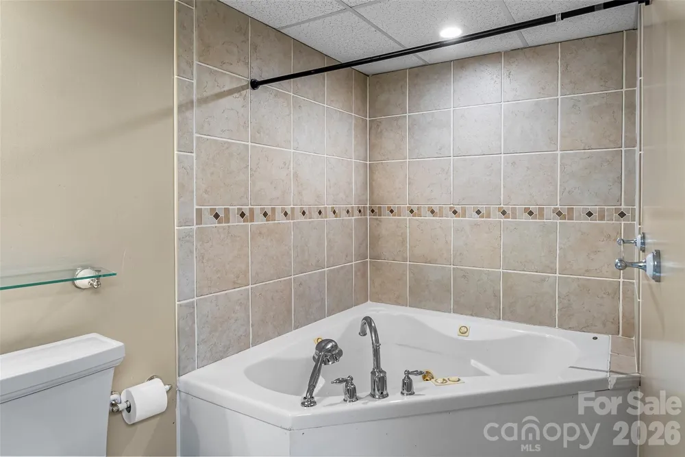 5468 Valley Run Street Hickory, NC 28601