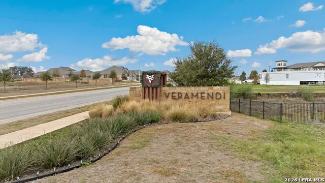 2038 FLAMETREE AVE New Braunfels, TX 78132