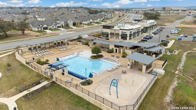 2038 FLAMETREE AVE New Braunfels, TX 78132