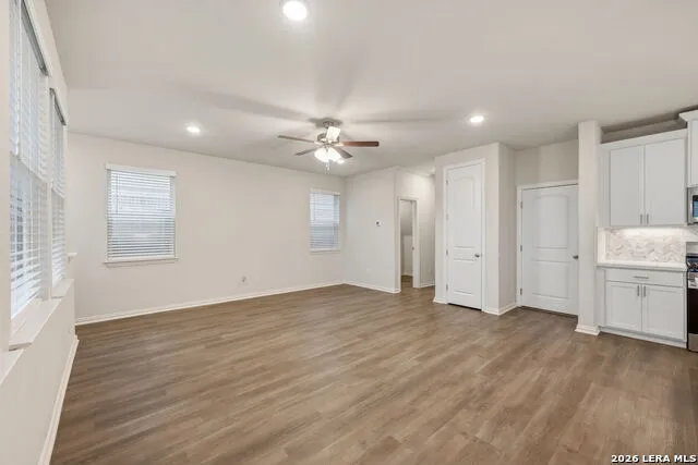 2038 FLAMETREE AVE New Braunfels, TX 78132