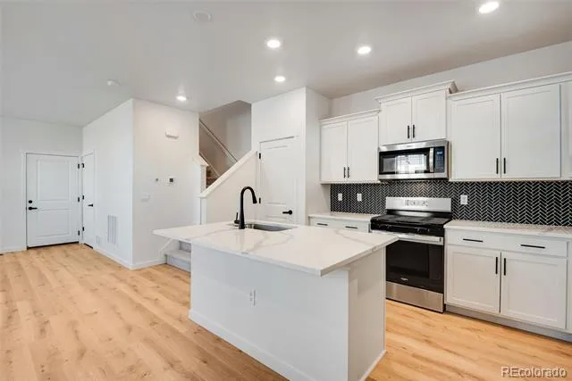 22604 E 6th Place Aurora, CO 80018