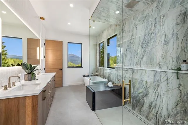 680 Lakeview Circle Silverthorne, CO 80498