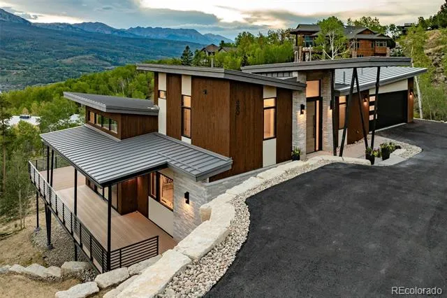 680 Lakeview Circle Silverthorne, CO 80498