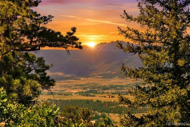 602 Cliffgate Lane Castle Rock, CO 80108