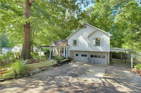 138 Hickory Trail