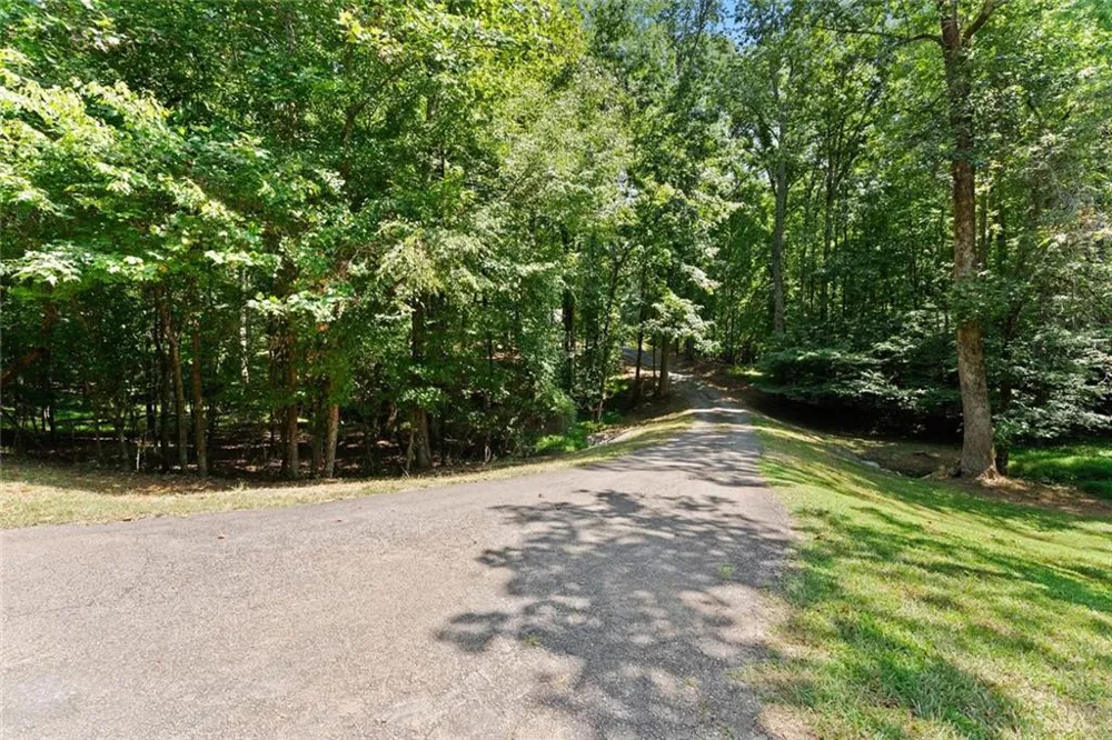 3027 Dawsonville Highway Gainesville, GA 30506