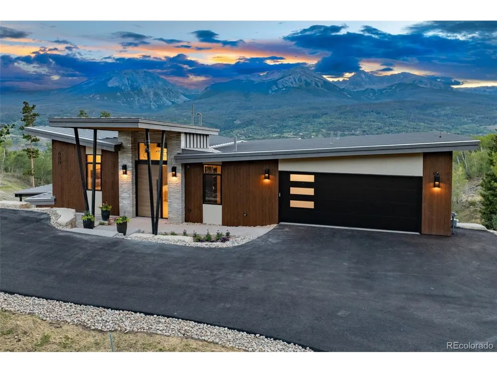 680 Lakeview Circle Silverthorne, CO 80498