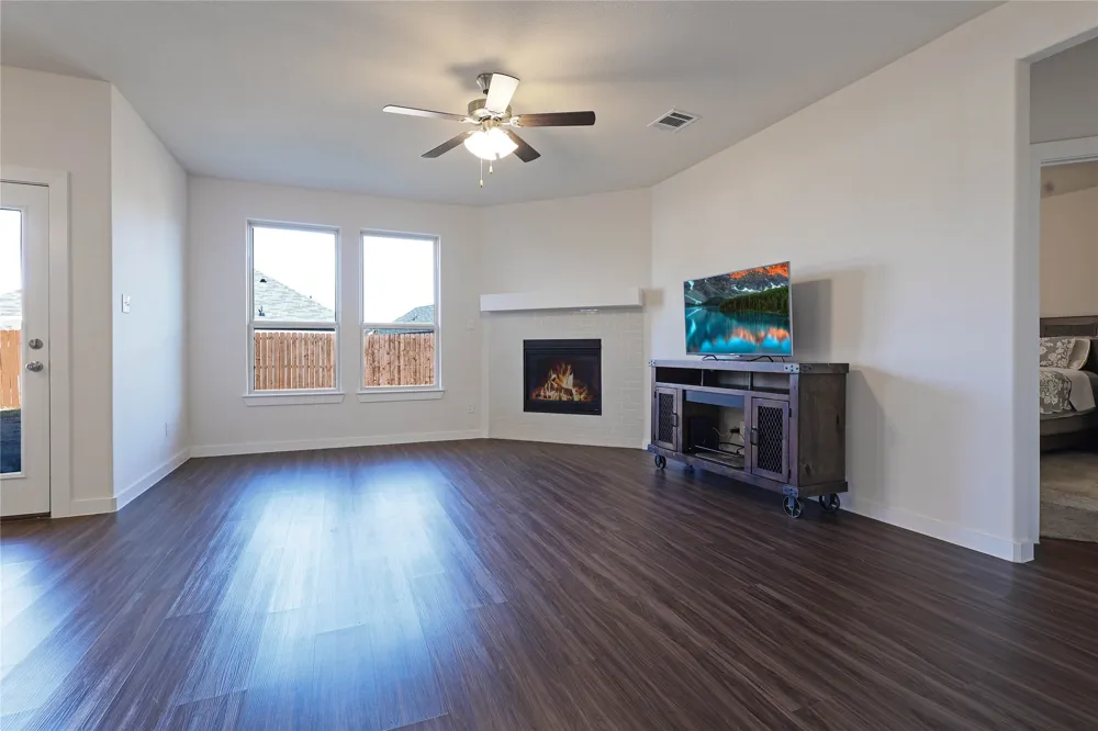 512 Mccoy Drive Van Alstyne, TX 75495