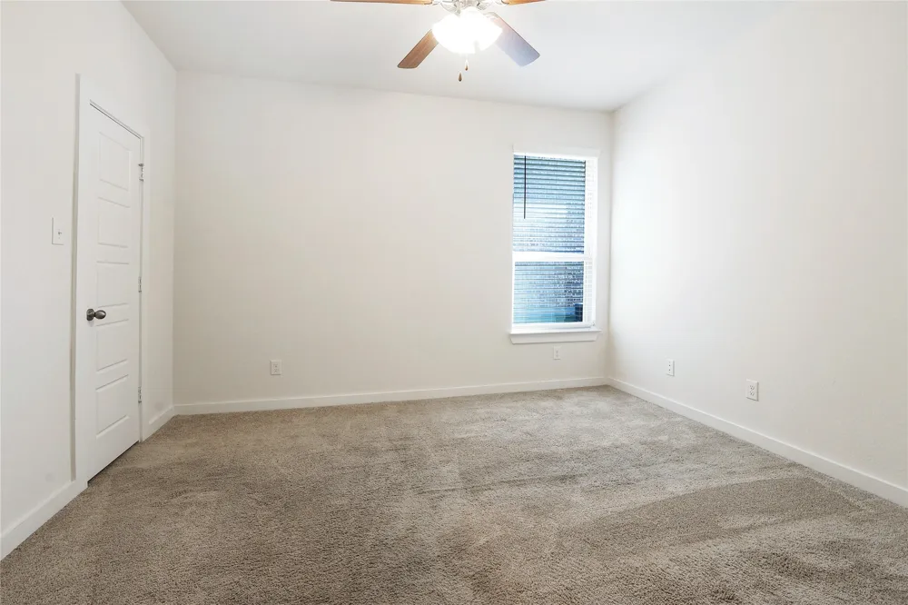 512 Mccoy Drive Van Alstyne, TX 75495
