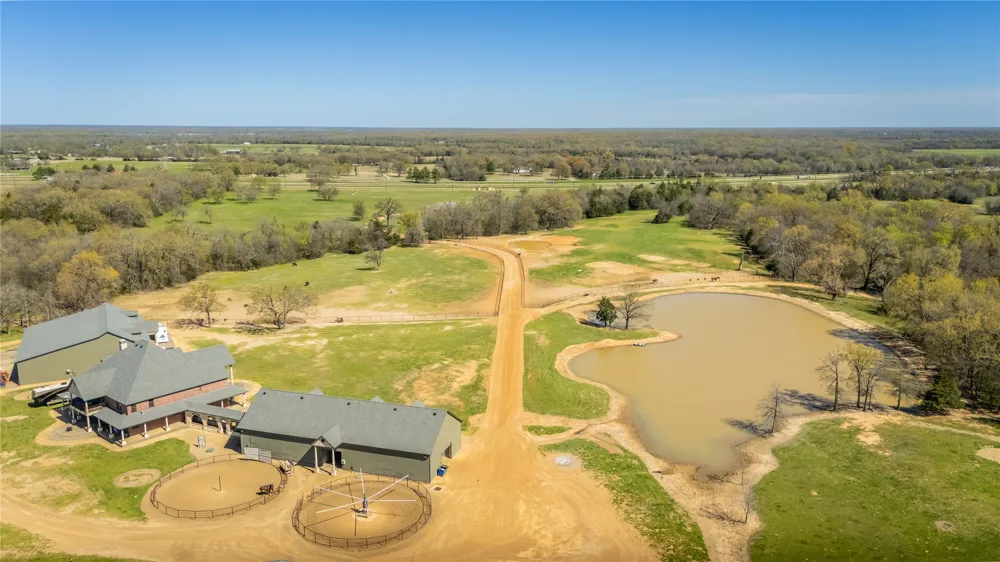 6220 Interstate 30 E Sulphur Springs, TX 75482