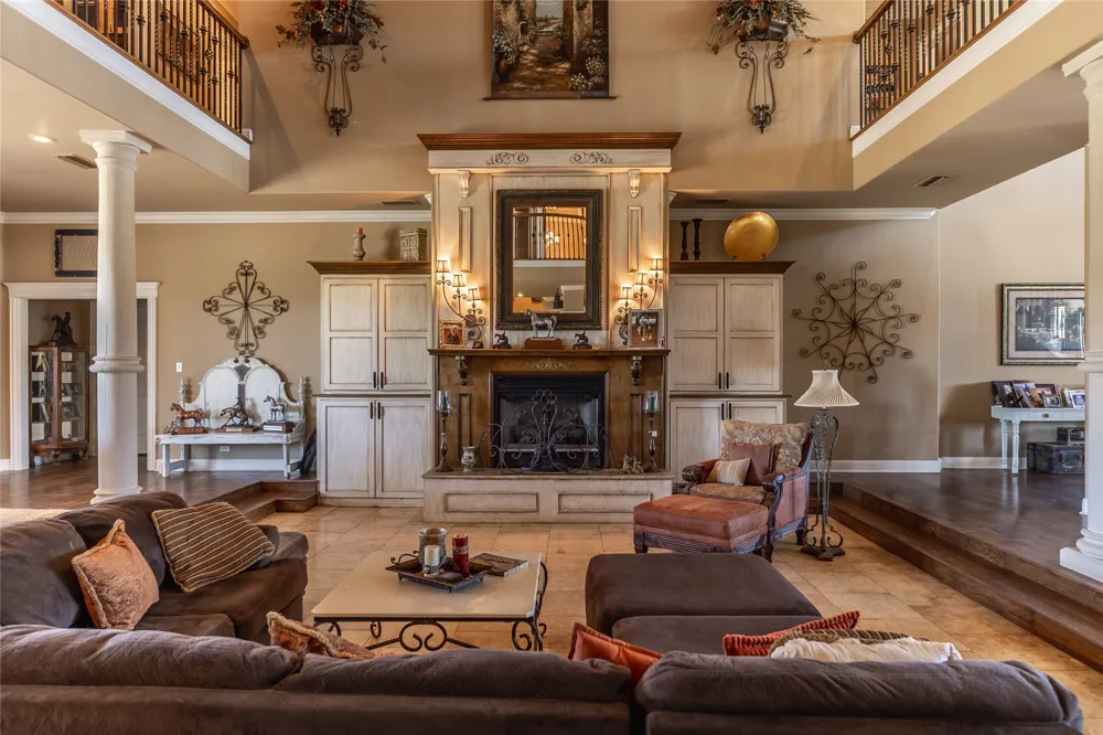 6220 Interstate 30 E Sulphur Springs, TX 75482