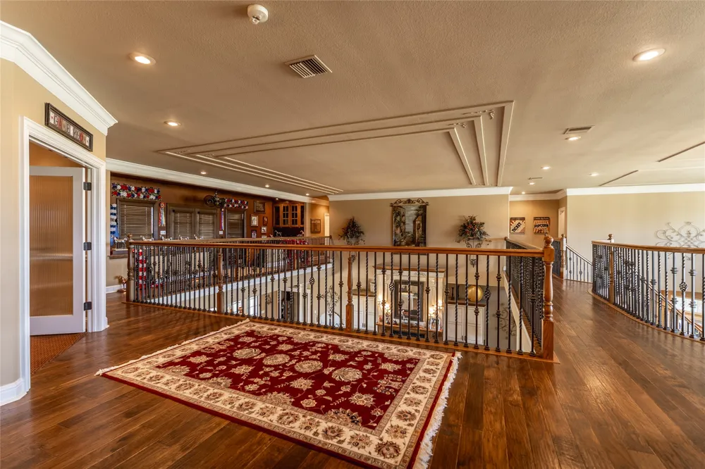 6220 Interstate 30 E Sulphur Springs, TX 75482