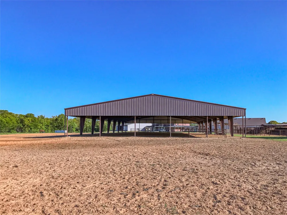 6220 Interstate 30 E Sulphur Springs, TX 75482