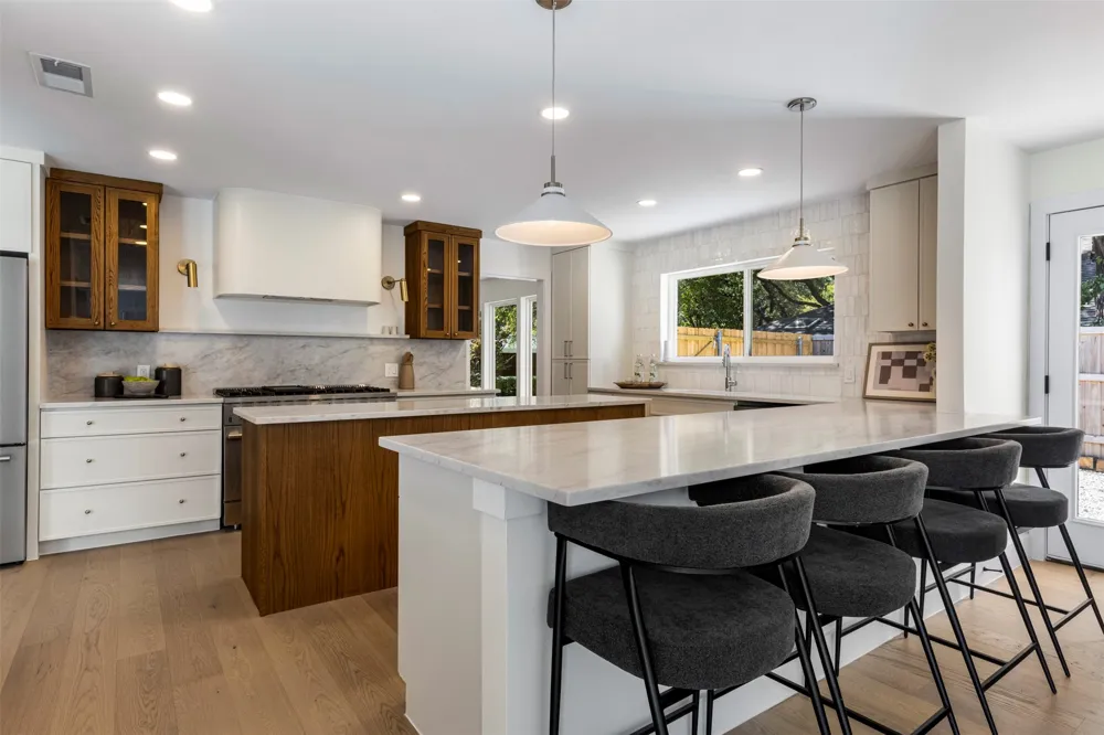 17133 Earthwind Drive Dallas, TX 75248
