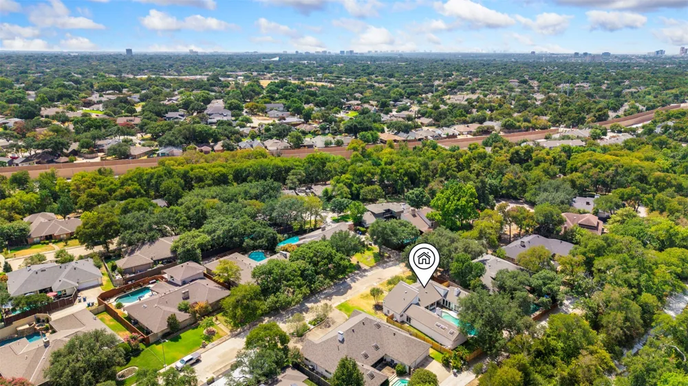 17133 Earthwind Drive Dallas, TX 75248