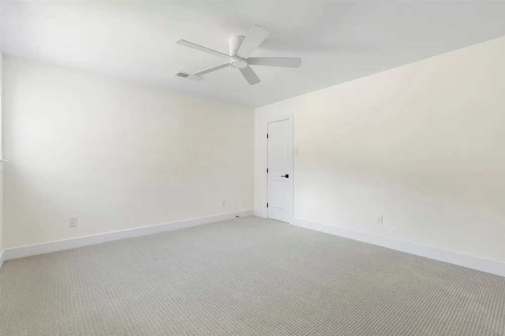 17133 Earthwind Drive Dallas, TX 75248