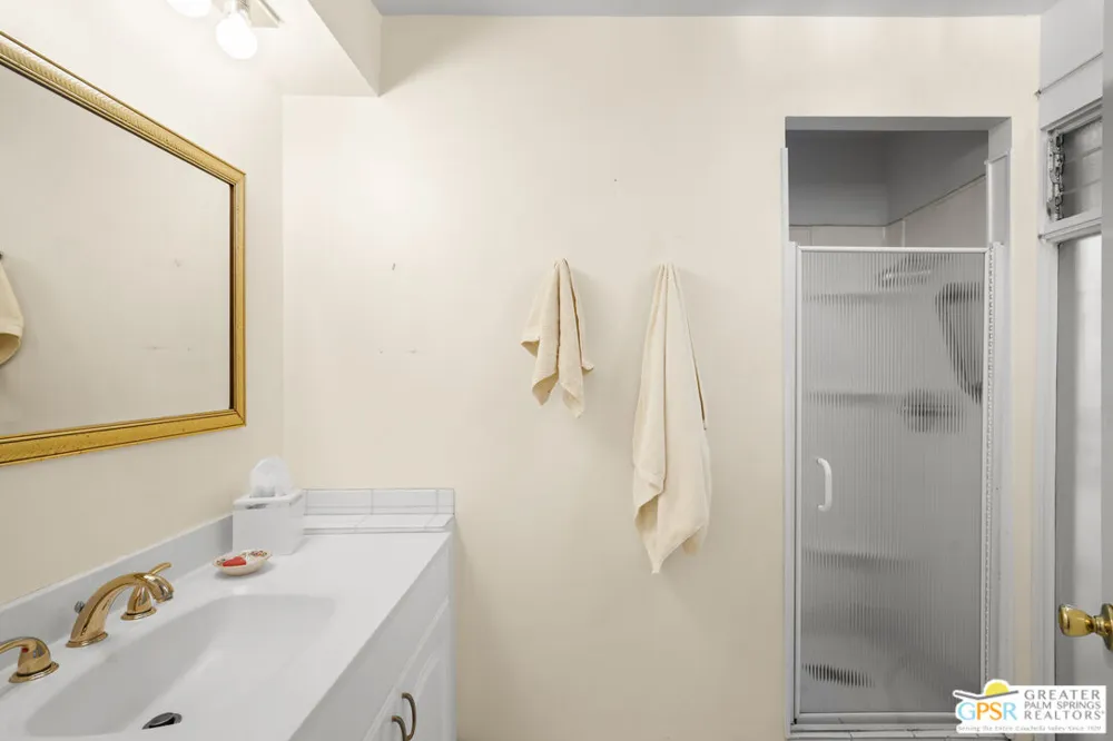 1790 Via Miraleste Palm Springs, CA 92262