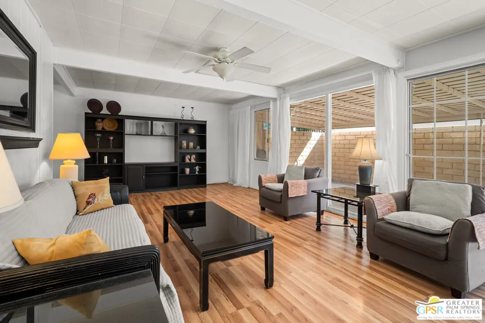 1790 Via Miraleste Palm Springs, CA 92262