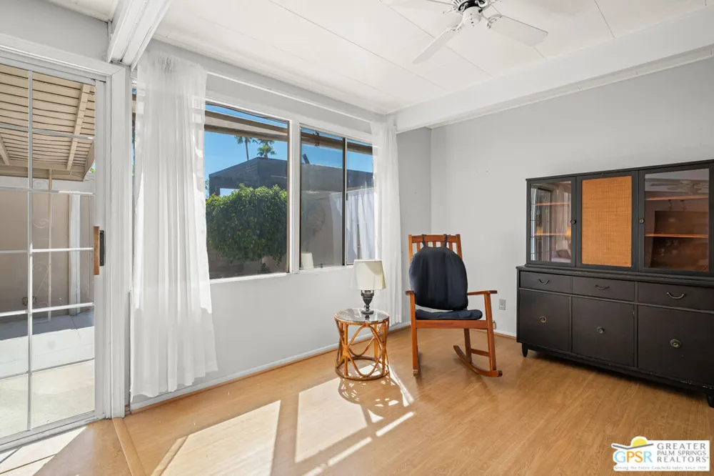 1790 Via Miraleste Palm Springs, CA 92262