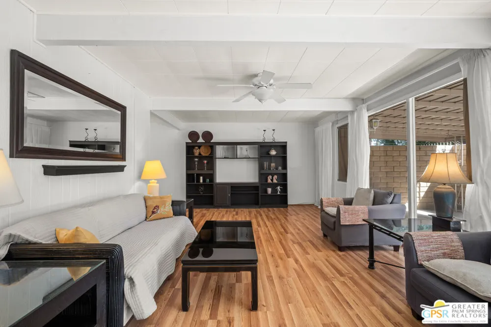 1790 Via Miraleste Palm Springs, CA 92262