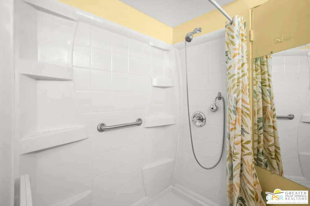 1790 Via Miraleste Palm Springs, CA 92262