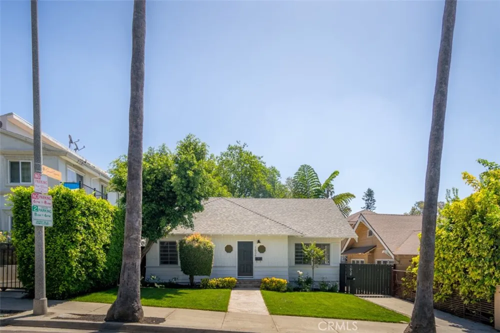 1636 Sierra Bonita Avenue Los Angeles, CA 90046