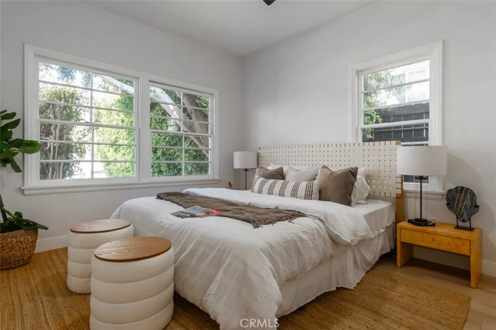 1636 Sierra Bonita Avenue Los Angeles, CA 90046