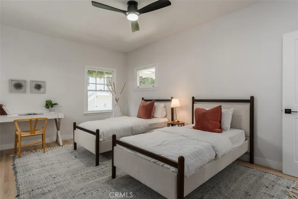 1636 Sierra Bonita Avenue Los Angeles, CA 90046