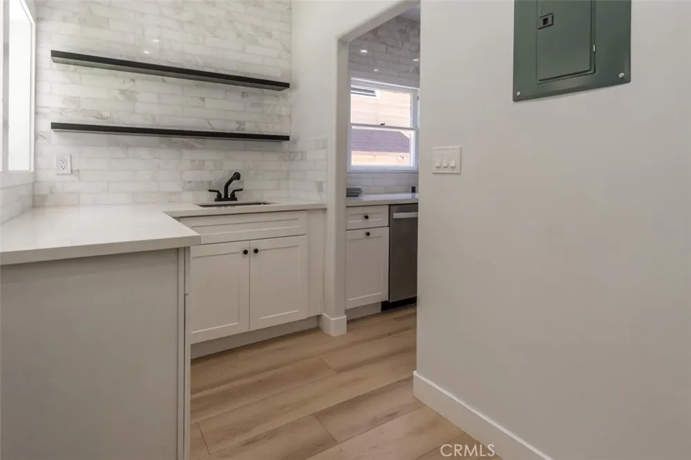 1636 Sierra Bonita Avenue Los Angeles, CA 90046