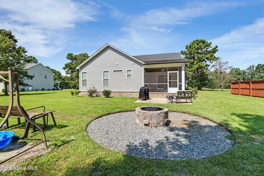 25 S Beatrice Drive Rocky Point, NC 28457