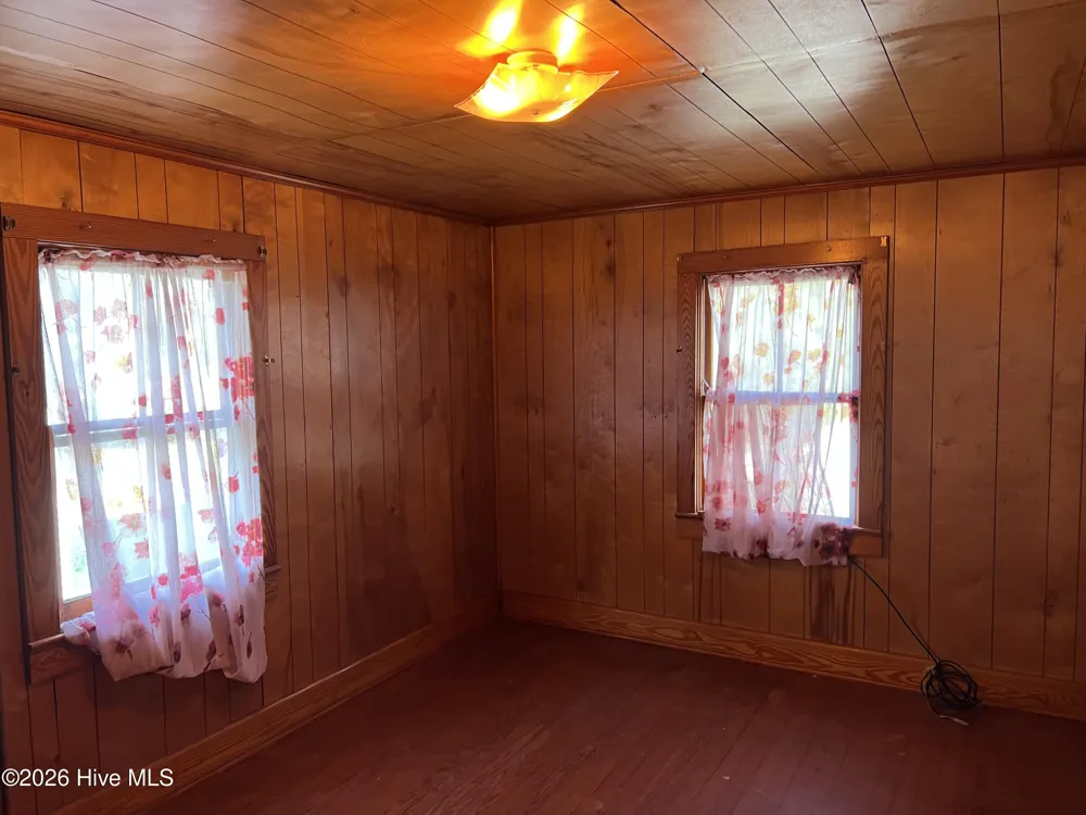 717 Road Street Elizabeth City, NC 27909