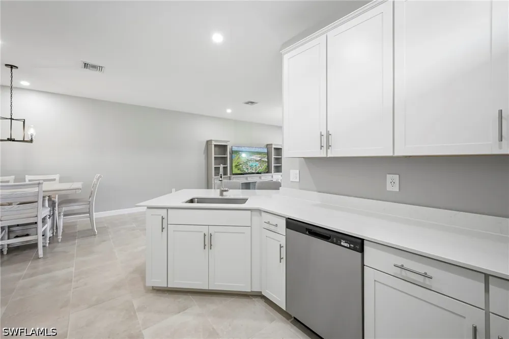 Hinkley Drive Estero, FL 33928