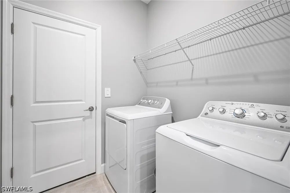 Hinkley Drive Estero, FL 33928