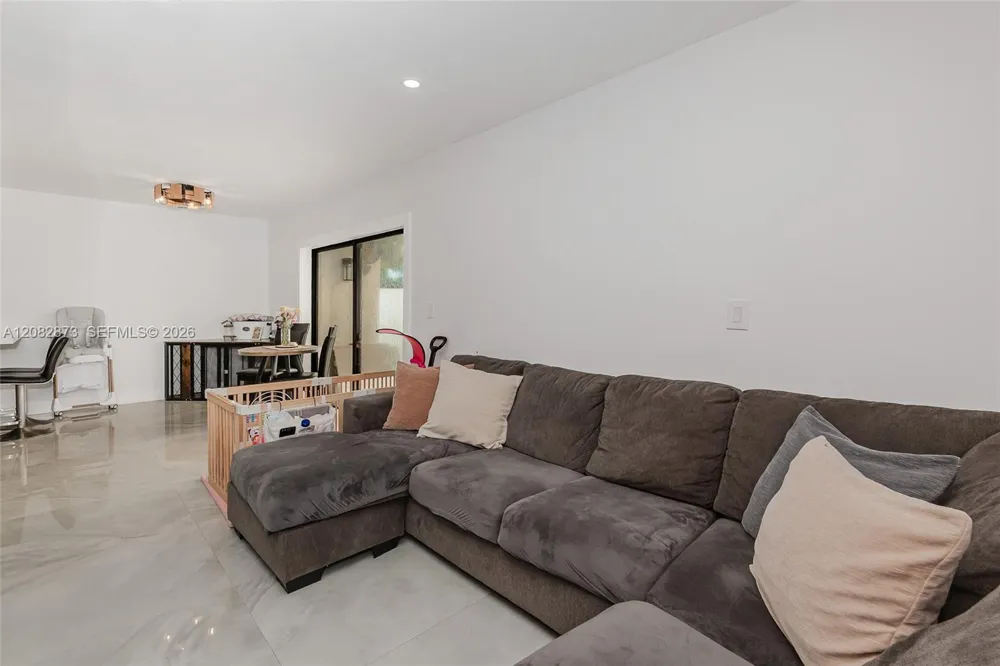 7101 SW 113th Ave Miami, FL 33173