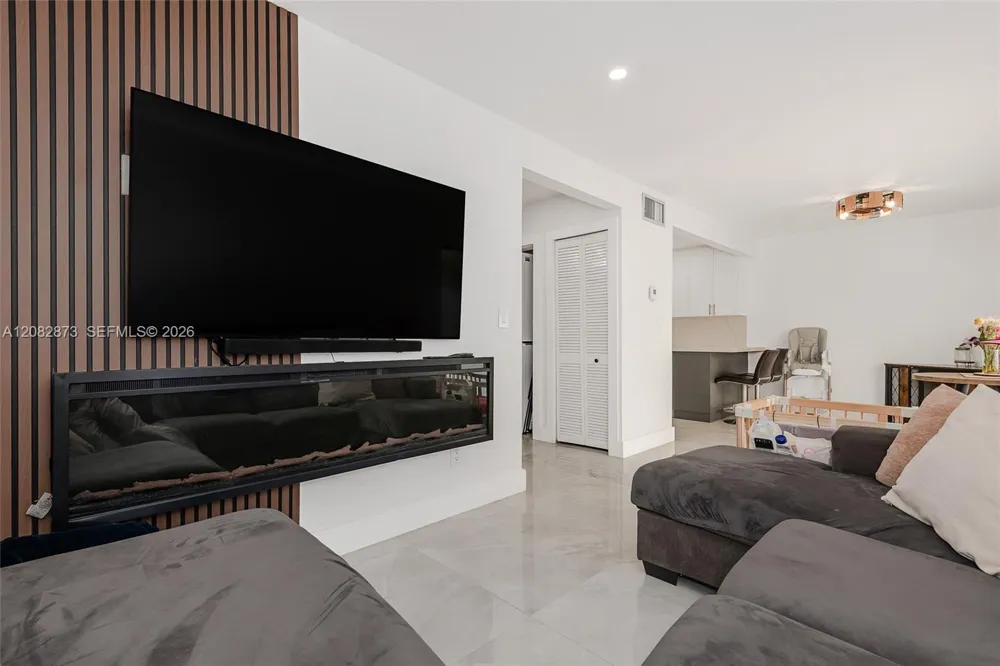 7101 SW 113th Ave Miami, FL 33173